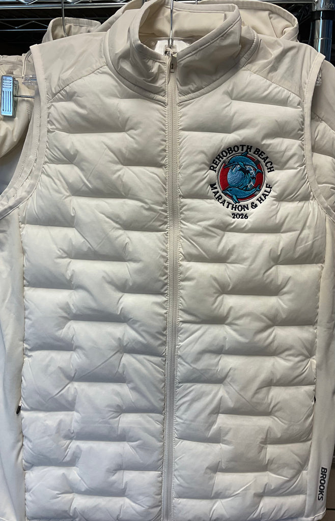 2026 Marathon and Half Brooks Women's Momentum Thermal Vest
